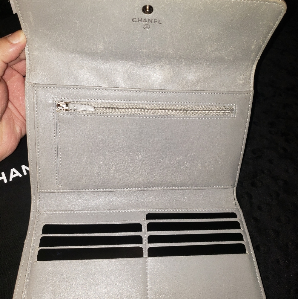 Chanel Wallet - Picture 10 of 16